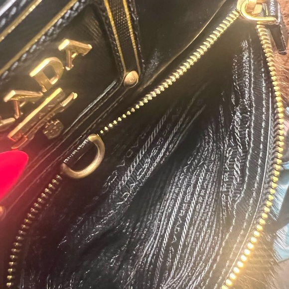 PRADA NYLON SHOLDER/CROSSBODY BLACK BAG WITH FUR DETAIL - Picture 7 of 9